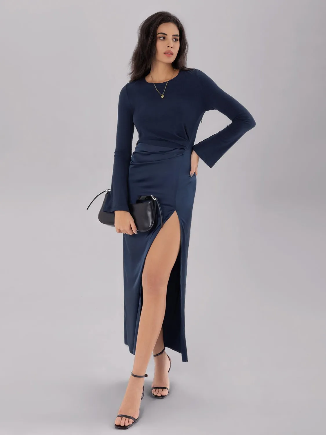 kesley Split Round Neck Long Sleeve Midi Dress